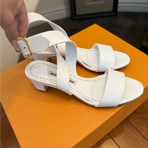 MANOLO BLAHNIK Brutas 50 White Leather Sandal Heels 37.5 | NWT | Neiman Marcus